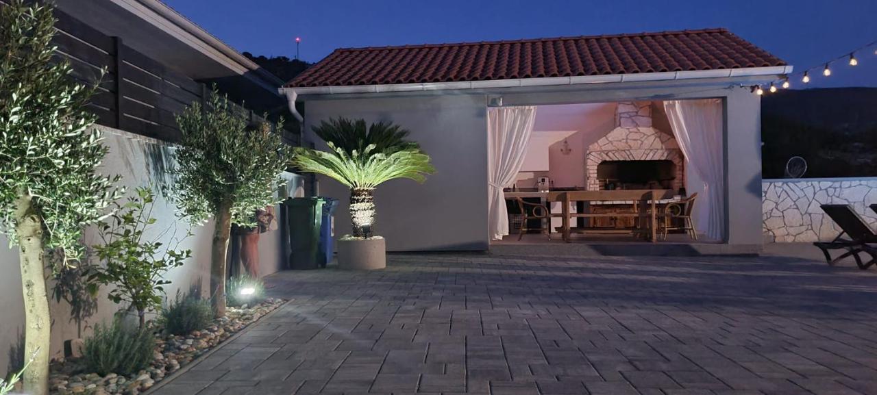 House Vallis Aurea Повиле Екстериор снимка